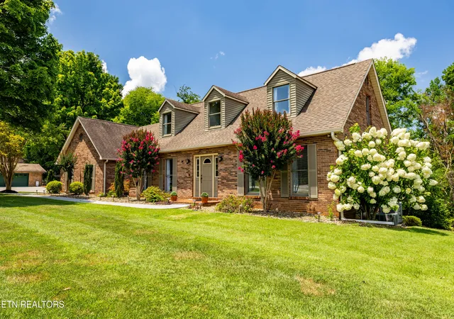 2nd image of 135 N Panoscenic Dr, Maryville, TN 37803 | MLS# 1347689