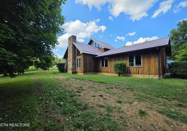 Homes for sale in Sneedville, TN | 264 Carlos Rd, Sneedville, TN 37869 | MLS# 1344346