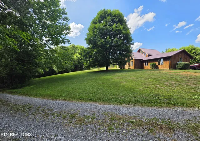 Homes for sale in Sneedville, TN | 264 Carlos Rd, Sneedville, TN 37869 | MLS# 1344346