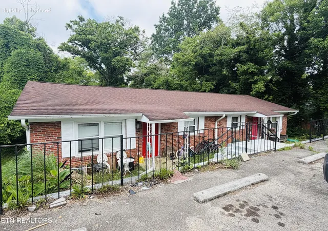 1st image of 927 Biddle St, Knoxville, TN 37914 | MLS# 1344412