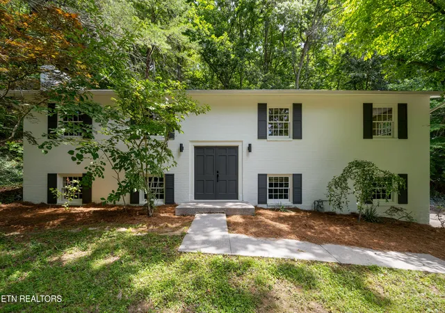 3rd image of 14 Monaco Ln, Oak Ridge, TN 37830 | MLS# 1344929