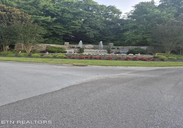 Homes for sale in Lenoir City, TN | 165 Glen Mar Dr, Lenoir City, TN 37772 | MLS# 1344425