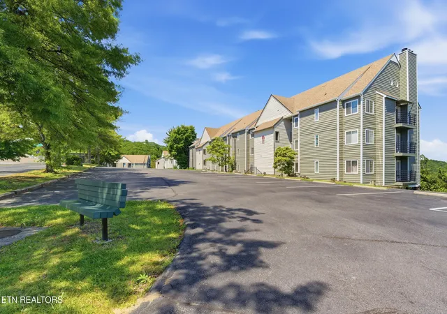 Homes for sale in Gatlinburg, TN | 1260 Ski View Dr #APT 3305, Gatlinburg, TN 37738 | MLS# 1344428
