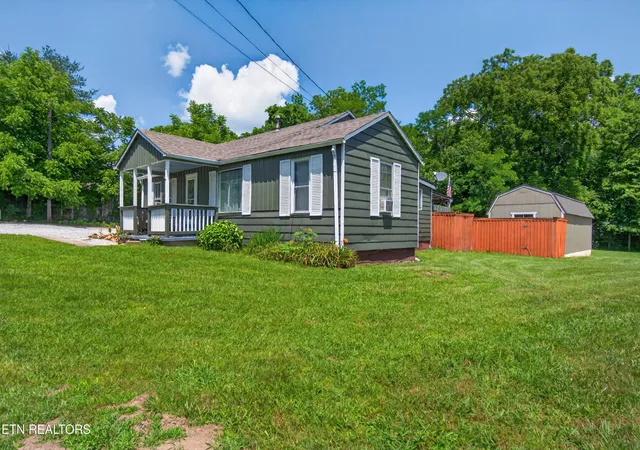 2nd image of 986 Sparta Hwy, Crossville, TN 38572 | MLS# 1344450