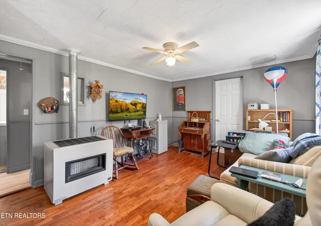 3rd image of 986 Sparta Hwy, Crossville, TN 38572 | MLS# 1344450