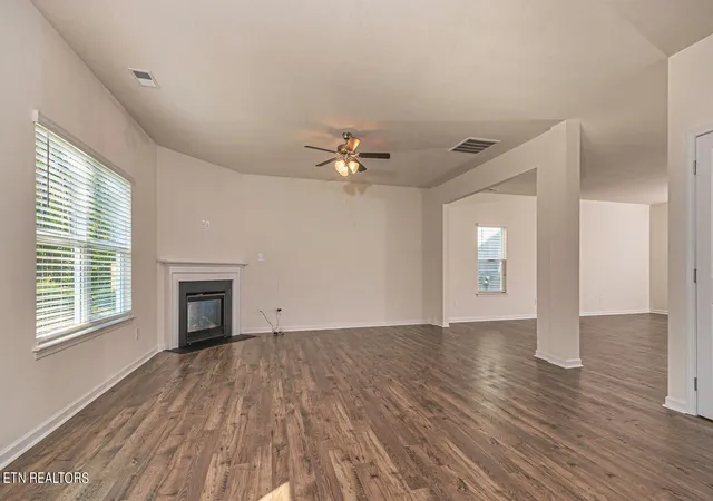 Photo 4 of Single family home for sale at 12052 Sweet Almond Ln, Knoxville, TN 37932 | MLS# 1344807 | Listing updated on 2026-09-01