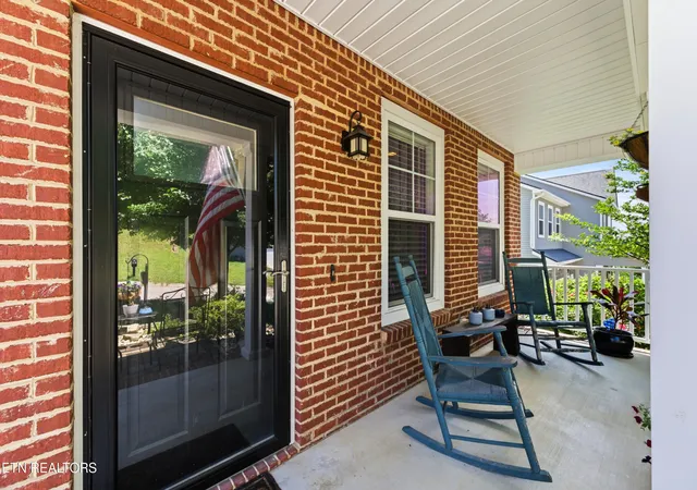 Photo 3 of Sale Pending at 3804 Boyd Walters Ln, Knoxville, TN 37931 | MLS# 1344481 | Listing updated on 2026-08-31