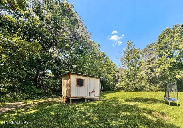 Homes for sale in Friendsville, TN | 217 Bowers Cir, Friendsville, TN 37737 | MLS# 1344525