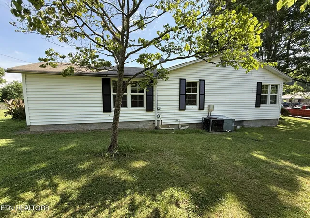Photo 3 of Single family home for sale at 5419 Bland Ln, Knoxville, TN 37920 | MLS# 1344489 | Listing updated on 2026-09-18