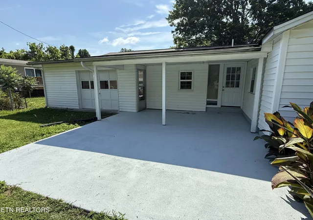 Photo 4 of Single family home for sale at 5419 Bland Ln, Knoxville, TN 37920 | MLS# 1344489 | Listing updated on 2026-09-18