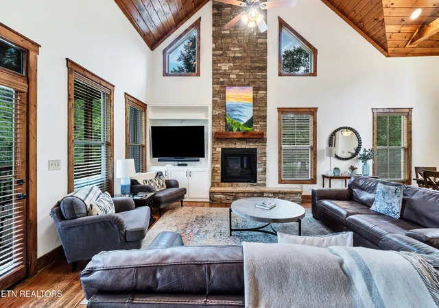Photo 4 of Single family home for sale at 196 Cold Springs Tr, Townsend, TN 37882 | MLS# 1346485 | Listing updated on 2026-07-01