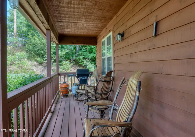 Photo 3 of Single family home for sale at 233 Ace Gap Rd, Townsend, TN 37882 | MLS# 1344502 | Listing updated on 2026-06-15