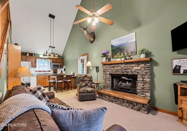 Photo 3 of Single family home for sale at 233 Ace Gap Rd, Townsend, TN 37882 | MLS# 1344502 | Listing updated on 2026-06-15