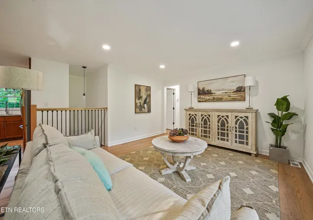 Photo 3 of Single family home for sale at 1221 Huntington Rd, Knoxville, TN 37919 | MLS# 1344510 | Listing updated on 2026-08-20