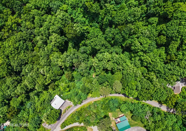 Homes for sale in Gatlinburg, TN | Twin Oaks Rd #39, Gatlinburg, TN 37738 | MLS# 1344522