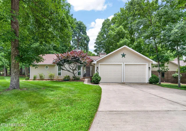 Photo 1 of Sale Pending at 220 Catoosa Blvd, Crossville, TN 38558 | MLS# 1344612 | Listing updated on 2026-08-31