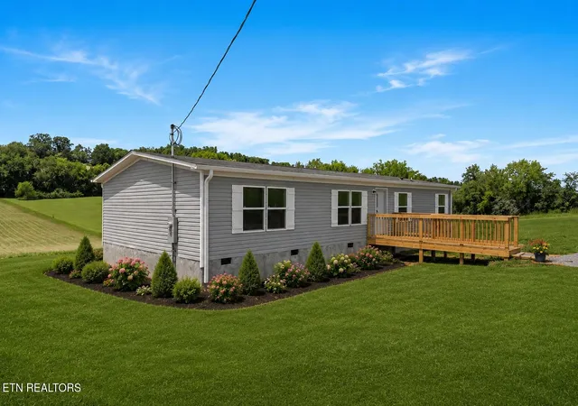 Homes for sale in Madisonville, TN | 281 Thompson Rd, Madisonville, TN 37354 | MLS# 1344588