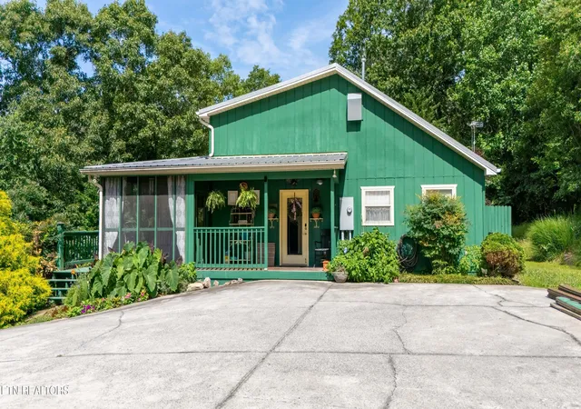 Homes for sale in Kingston, TN | 2851 Kingston Hwy, Kingston, TN 37763 | MLS# 1347427