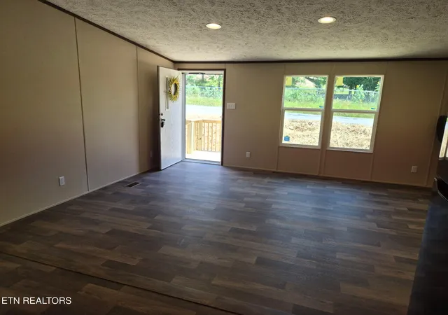 4th image of 167 Balfour Dr, Harriman, TN 37748 | MLS# 1344600