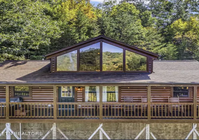 Homes for sale in Sevierville, TN | 4059 Boogertown Rd, Sevierville, TN 37876 | MLS# 1344615