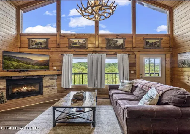 Homes for sale in Sevierville, TN | 4059 Boogertown Rd, Sevierville, TN 37876 | MLS# 1344615