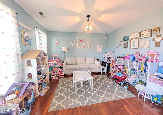 Photo 3 of Sale Pending at 2426 Amber Dawn Ln, Knoxville, TN 37920 | MLS# 1345295 | Listing updated on 2026-09-17