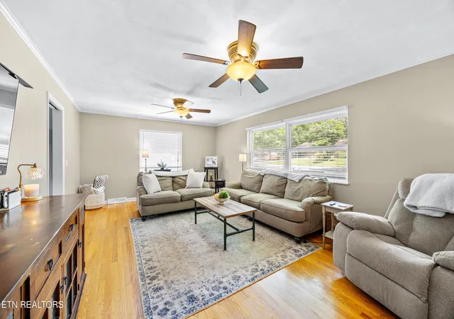 3rd image of 307 Brannon Dr, Maryville, TN 37803 | MLS# 1345208