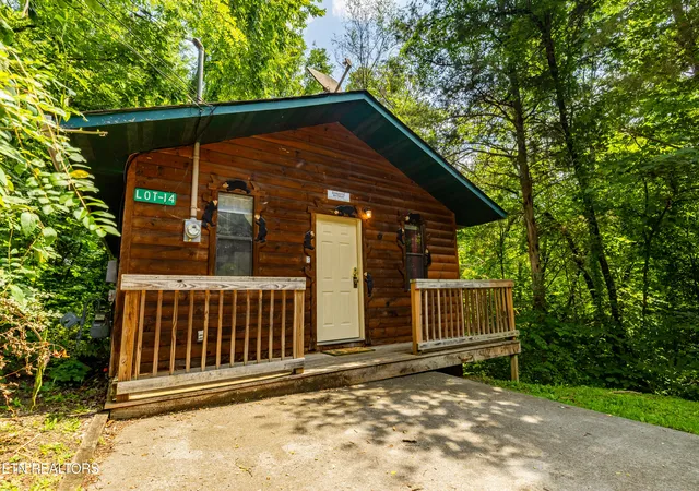 4th image of 2036 Ridge Rd #14, Pigeon Forge, TN 37863 | MLS# 1346446