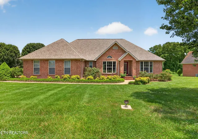 Homes for sale in Sparta, TN | 205 Hearthstone Dr, Sparta, TN 38583 | MLS# 1344829