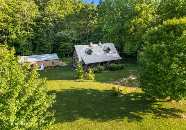 Homes for sale in Tellico Plains, TN | 610 Towee Falls Rd, Tellico Plains, TN 37385 | MLS# 1344784