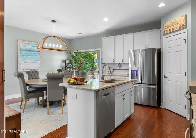 Photo 3 of Single family home for sale at 10850 Hunters Knoll Ln, Knoxville, TN 37932 | MLS# 1346286 | Listing updated on 2026-08-27
