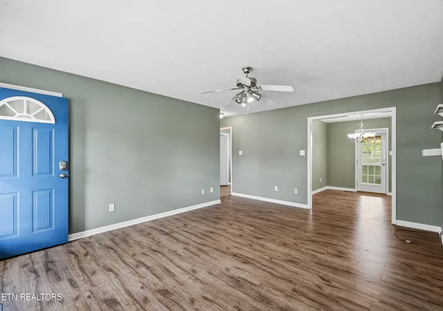Photo 3 of Sale Pending at 7544 Silveredge Rd, Knoxville, TN 37918 | MLS# 1344690 | Listing updated on 2026-09-17