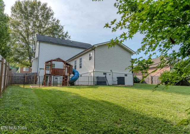 44th image of 1101 Garrison Ridge Blvd, Knoxville, TN 37922 | MLS# 1344780