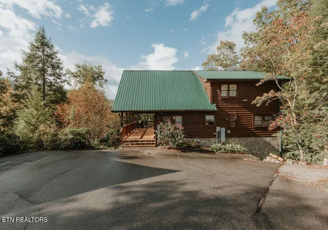 37th image of 322 Brown Wren Wy, Gatlinburg, TN 37738 | MLS# 1345648