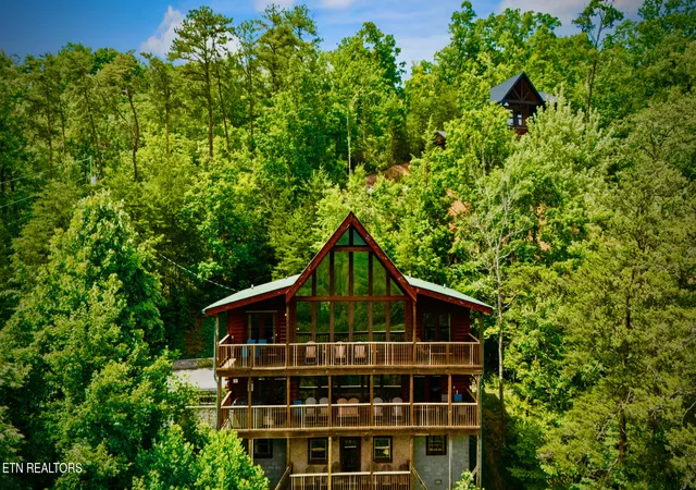 2nd image of 769 Cartertown Rd, Gatlinburg, TN 37738 | MLS# 1345649