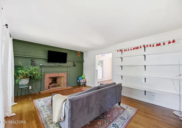 4th image of 128 Claremont Rd, Oak Ridge, TN 37830 | MLS# 1344727