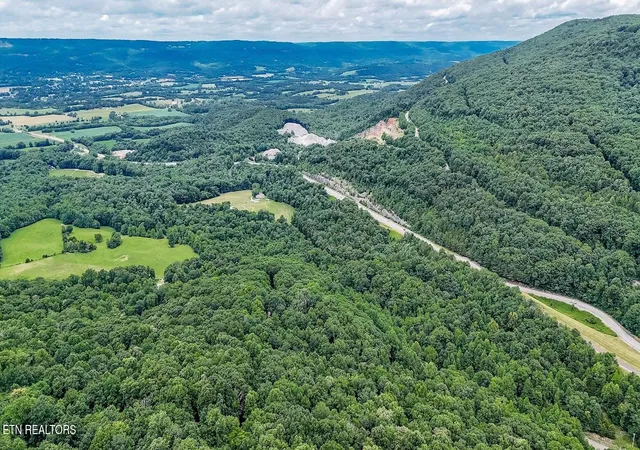 Homes for sale in Pikeville, TN | 701 Cherokee Ridge Rd, Pikeville, TN 37367 | MLS# 1344931