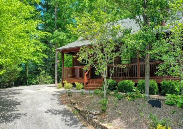 2nd image of 380 Laurel Rd, Townsend, TN 37882 | MLS# 1344748