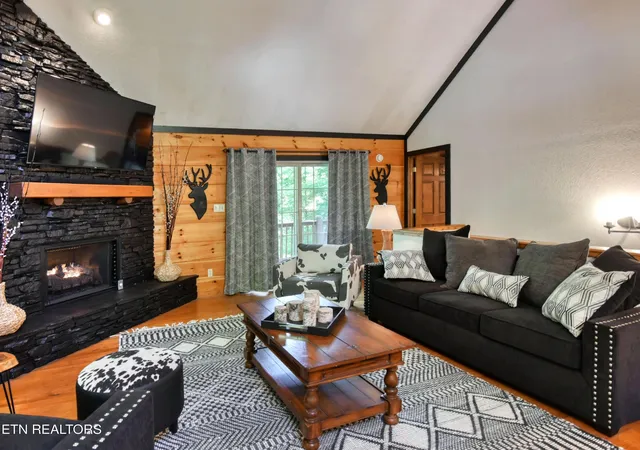 4th image of 380 Laurel Rd, Townsend, TN 37882 | MLS# 1344748