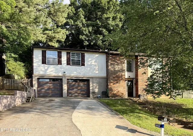 Photo 1 of Single family home for sale at 1940 Rosedale Ave, Knoxville, TN 37915 | MLS# 1344776 | Listing updated on 2026-08-13