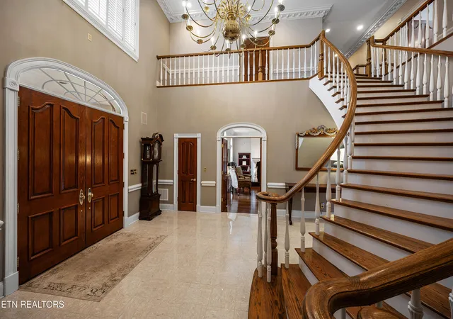 Photo 3 of Single family home for sale at 807 S Peters Rd, Knoxville, TN 37922 | MLS# 1344921 | Listing updated on 2026-06-19