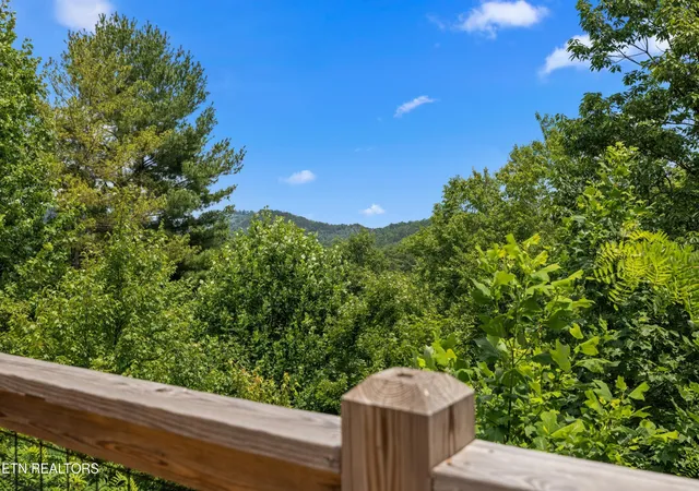 Photo 2 of Single family home for sale at 4160 Chamberlain Ln, Sevierville, TN 37862 | MLS# 1345022 | Listing updated on 2026-09-16
