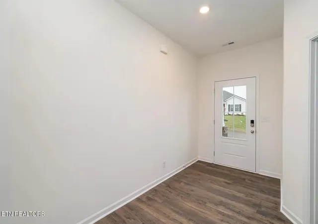Photo 3 of Sale Pending at 153 Kaley Ln, Lenoir City, TN 37771 | MLS# 1344826 | Listing updated on 2026-09-11