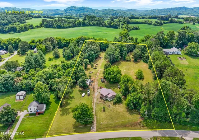 Homes for sale in Friendsville, TN | 11066 Unitia Rd, Friendsville, TN 37737 | MLS# 1345276