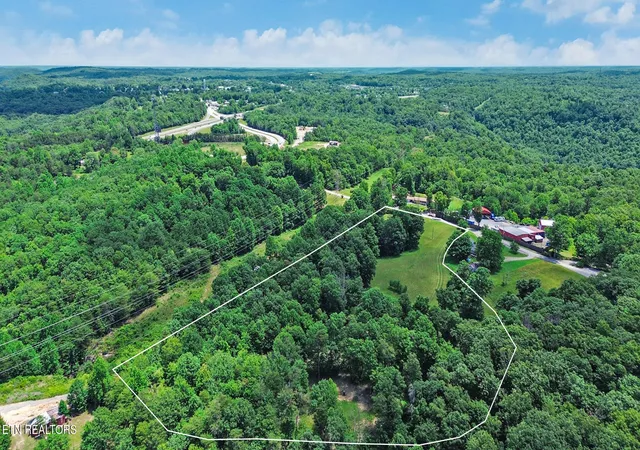 2nd image of 1323 Bee Rock Rd, Monterey, TN 38574 | MLS# 1345284