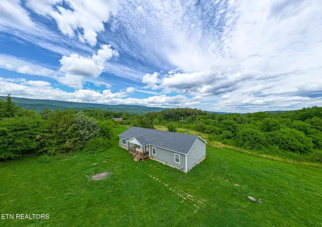 Homes for sale in Rutledge, TN | 251 Hill Rd, Rutledge, TN 37861 | MLS# 1344828