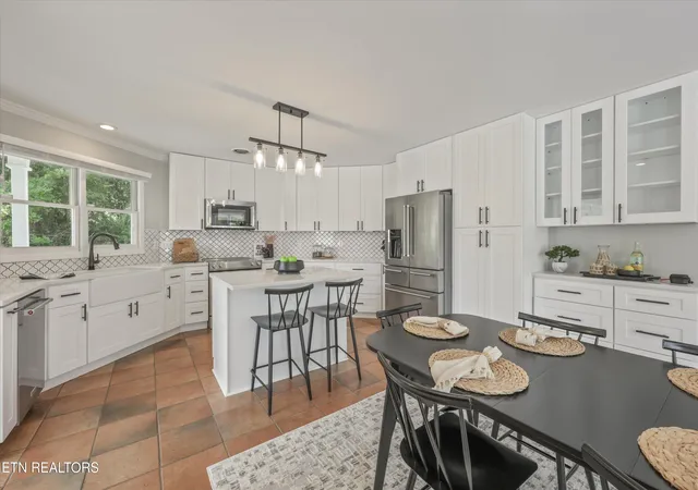 Photo 3 of Single family home for sale at 489 Jefferson Ln, Clinton, TN 37716 | MLS# 1353327 | Listing updated on 2026-09-28