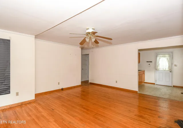 Photo 3 of Sale Pending at 206 Main Rd, Maryville, TN 37804 | MLS# 1345918 | Listing updated on 2026-08-29