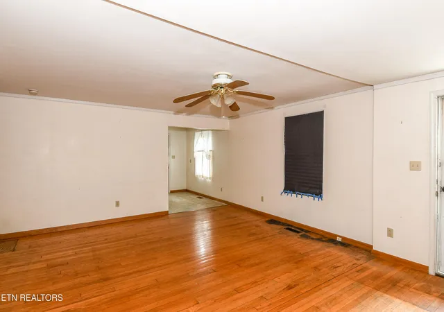 Photo 4 of Sale Pending at 206 Main Rd, Maryville, TN 37804 | MLS# 1345918 | Listing updated on 2026-08-29