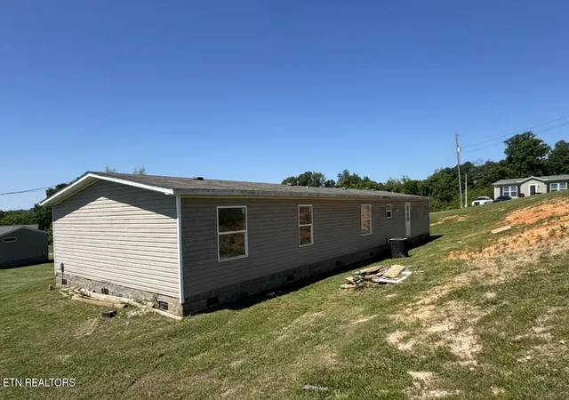 Homes for sale in Tazewell, TN | 122 Pearlie Ln, Tazewell, TN 37879 | MLS# 1344886